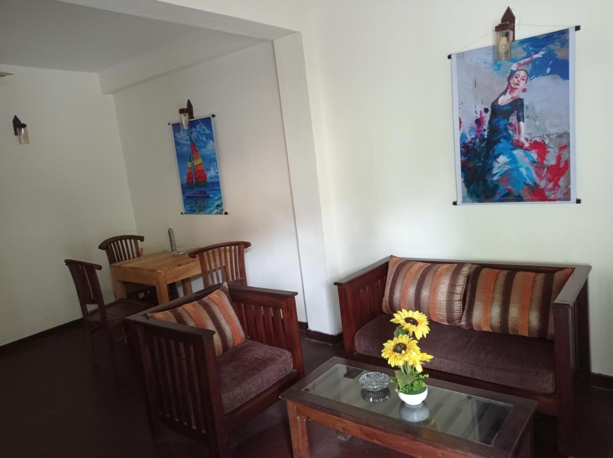 Appartamento Surf & Salt Weligama Esterno foto